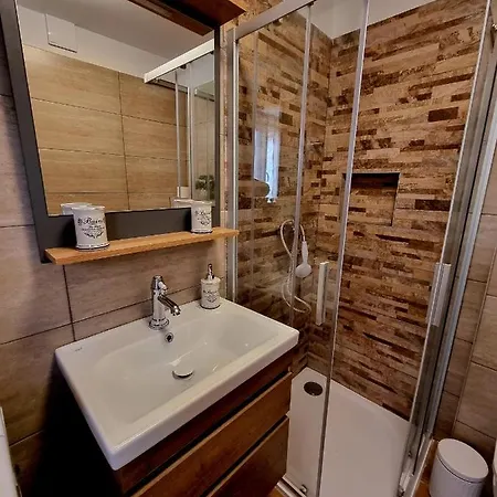 Apartment Retro Chic