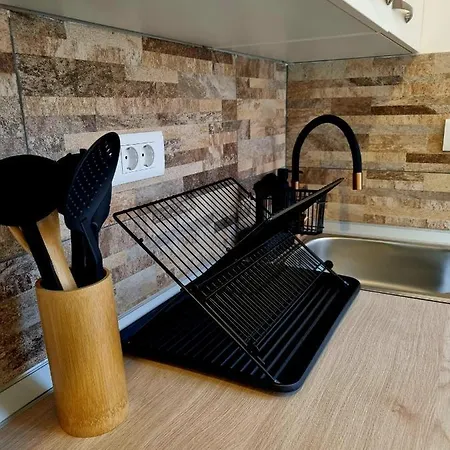 Apartment Retro Chic *